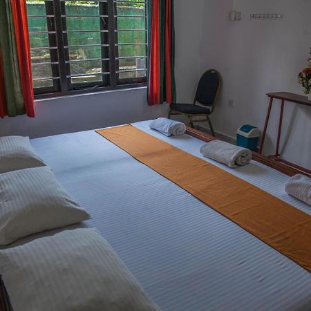 Antique Tourist Lodge Kandy Kültér fotó